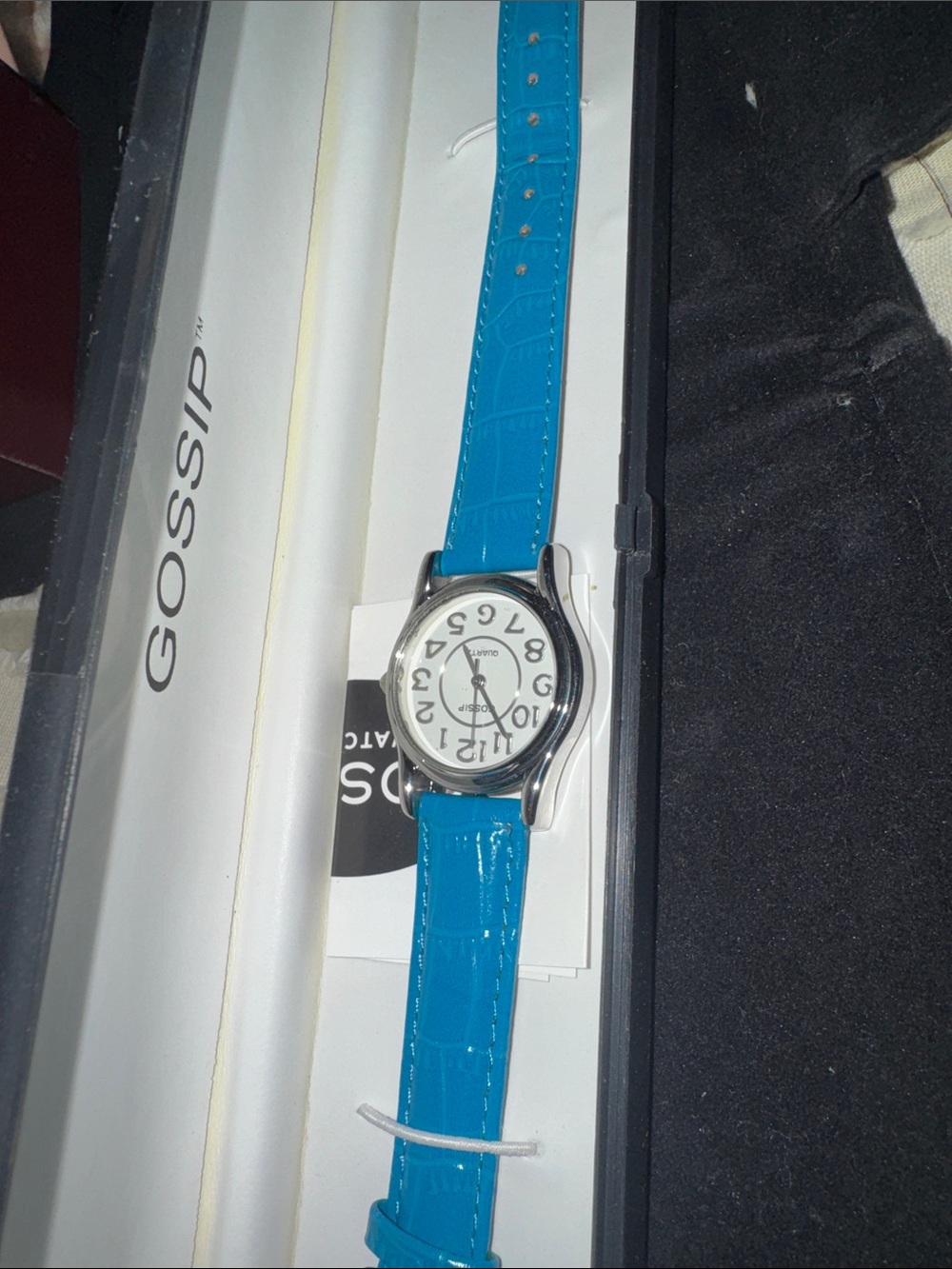 NWT Vintage Gossip Turquoise Patent Strap Round Dial Watch leather band